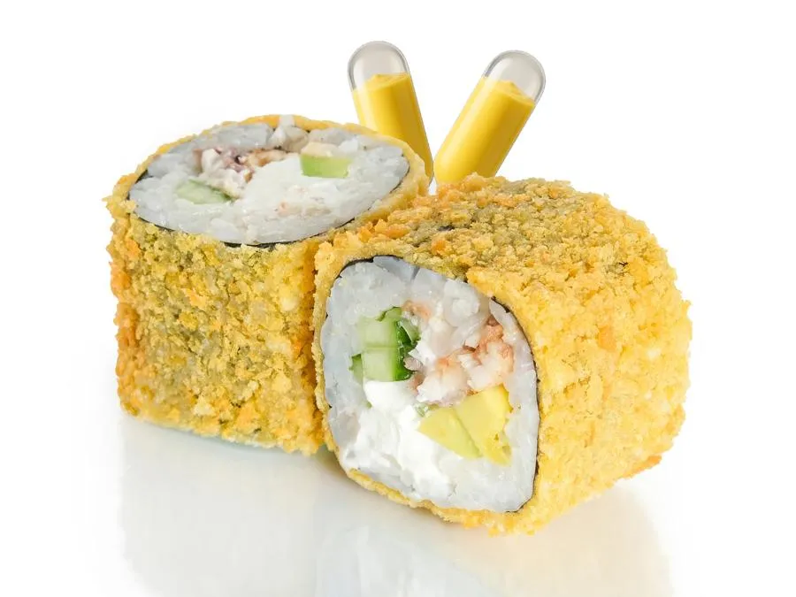 Жареный ролл с Угрём и Сырным соусом