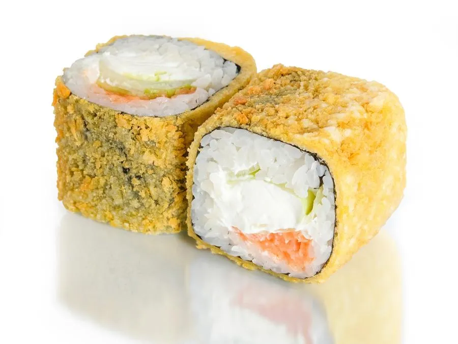 Жареный с Лососем и Креветочным соусом